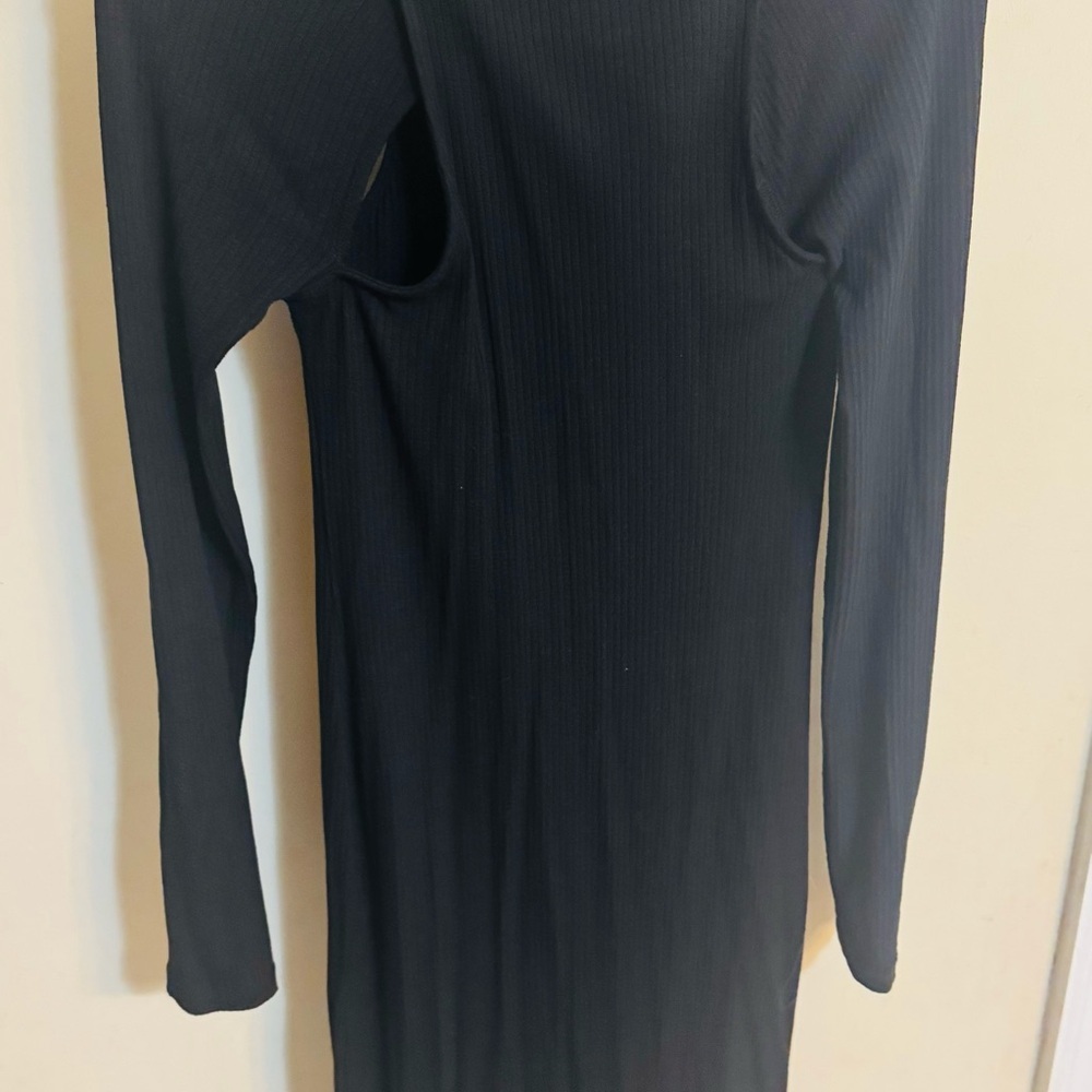 Topshop knit cold shoulder Black Long Sleeve Dress - Picture 2 of 5